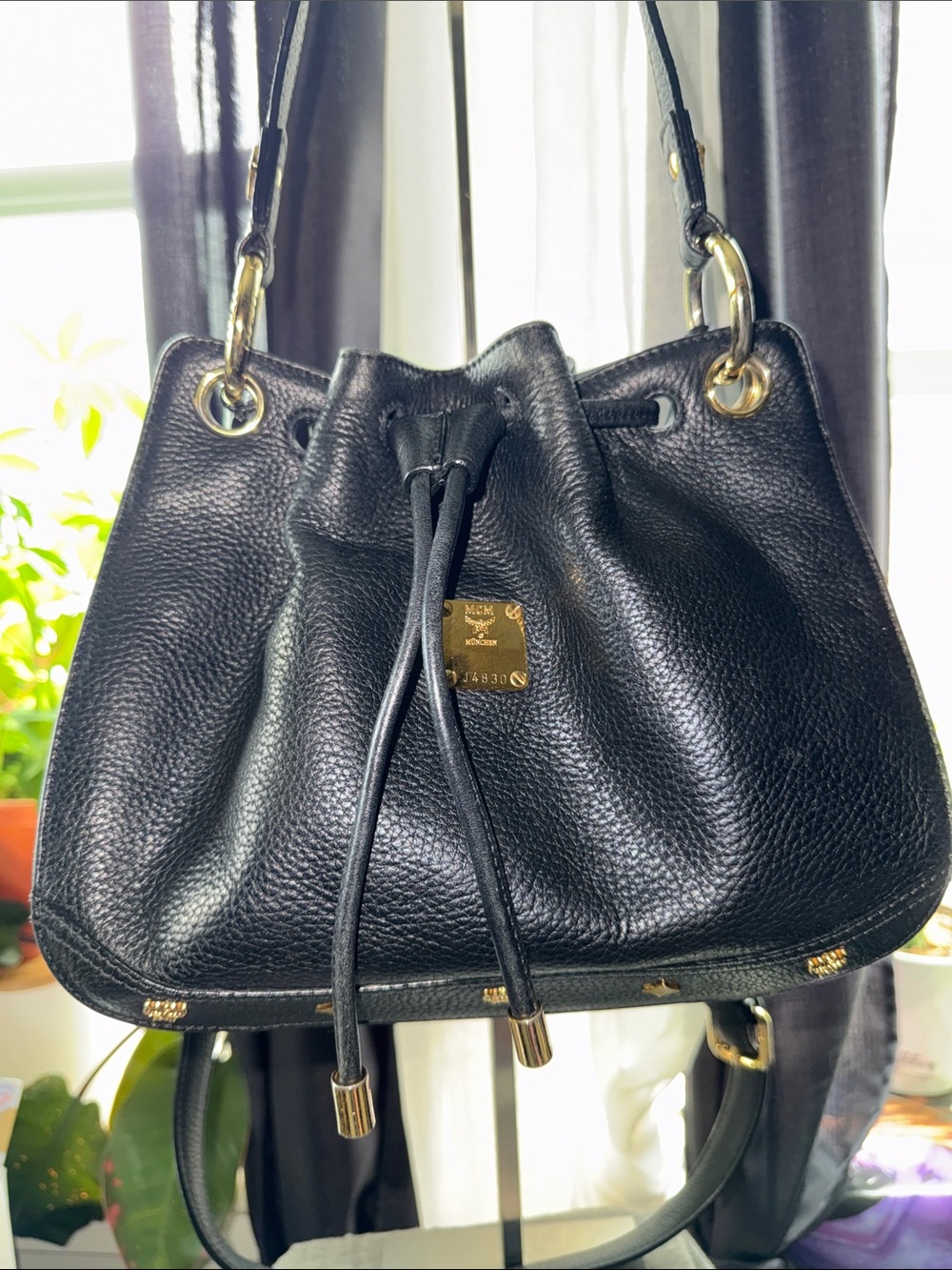 MCM Black Pebbled Leather Drawstring Shoulder Crossbody Bag with Gold Hardware - Picture 12 of 13